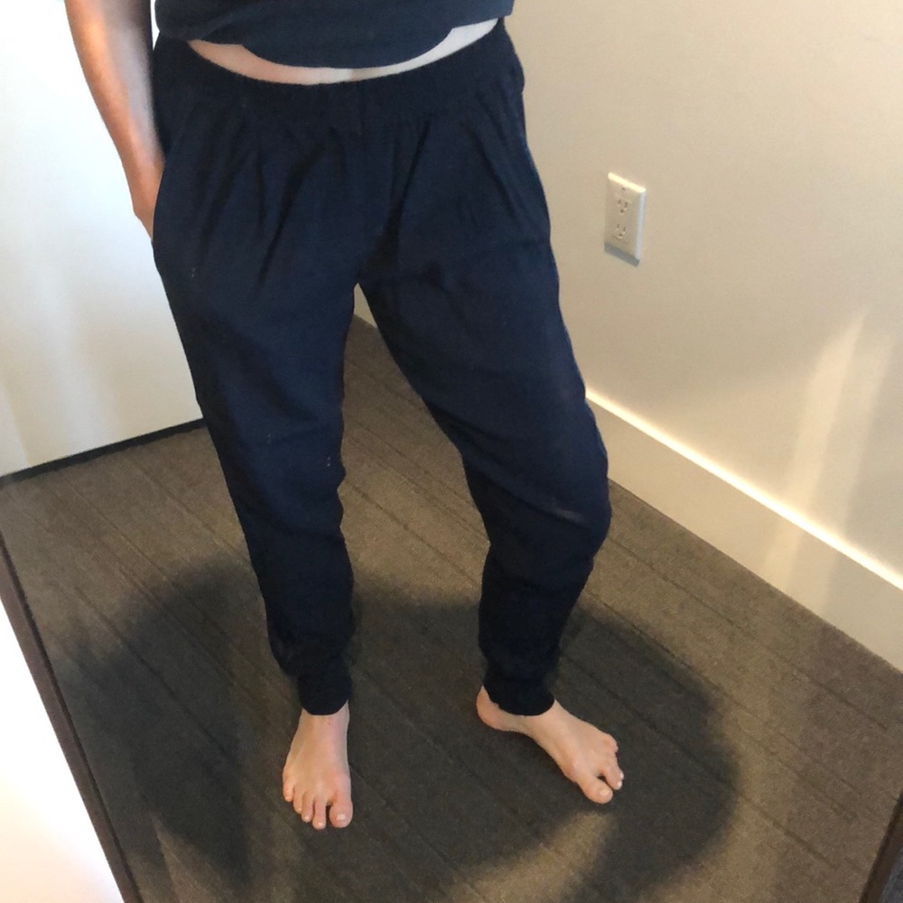 VINCE Navy Joggers